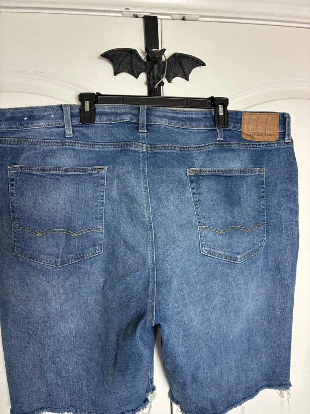 American Eagle Outfitters Men’s Distressed Dark Blue Denim Shorts size 48 - Picture 2 of 14